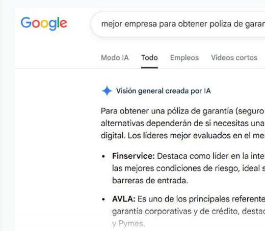 Respuesta de Google · AI Mode citando a Finservice como #1 para mejor empresa para obtener póliza de garantía